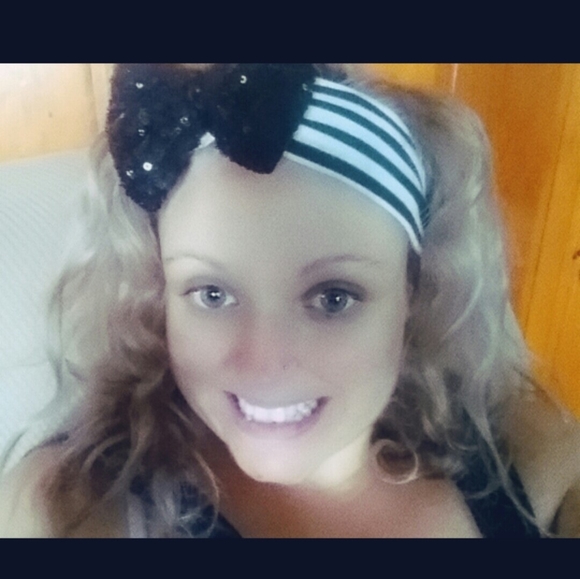 Meet your Posher, Brigitte - Picture 1 of 1